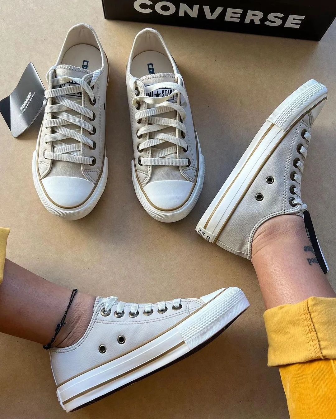 Tênis All Star Areia Courino Feminino.