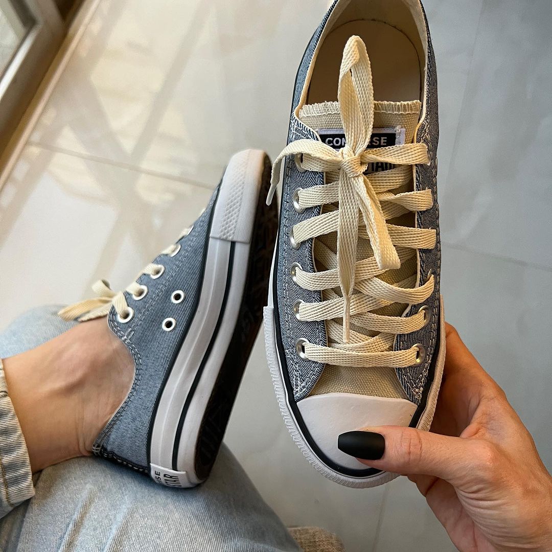 Tênis All Star Premium.