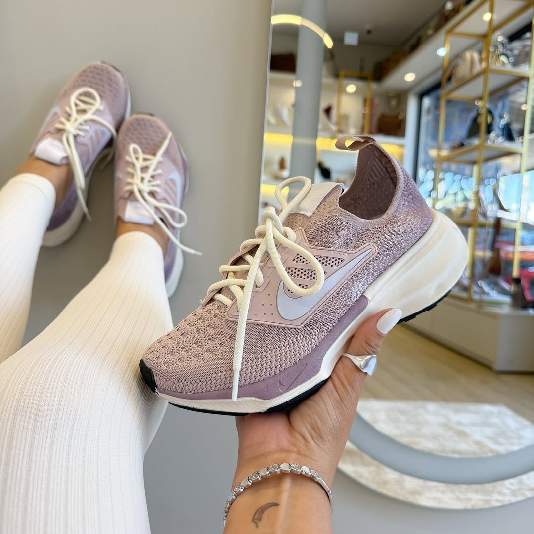 Tênis NK Ultraboost - Premium.