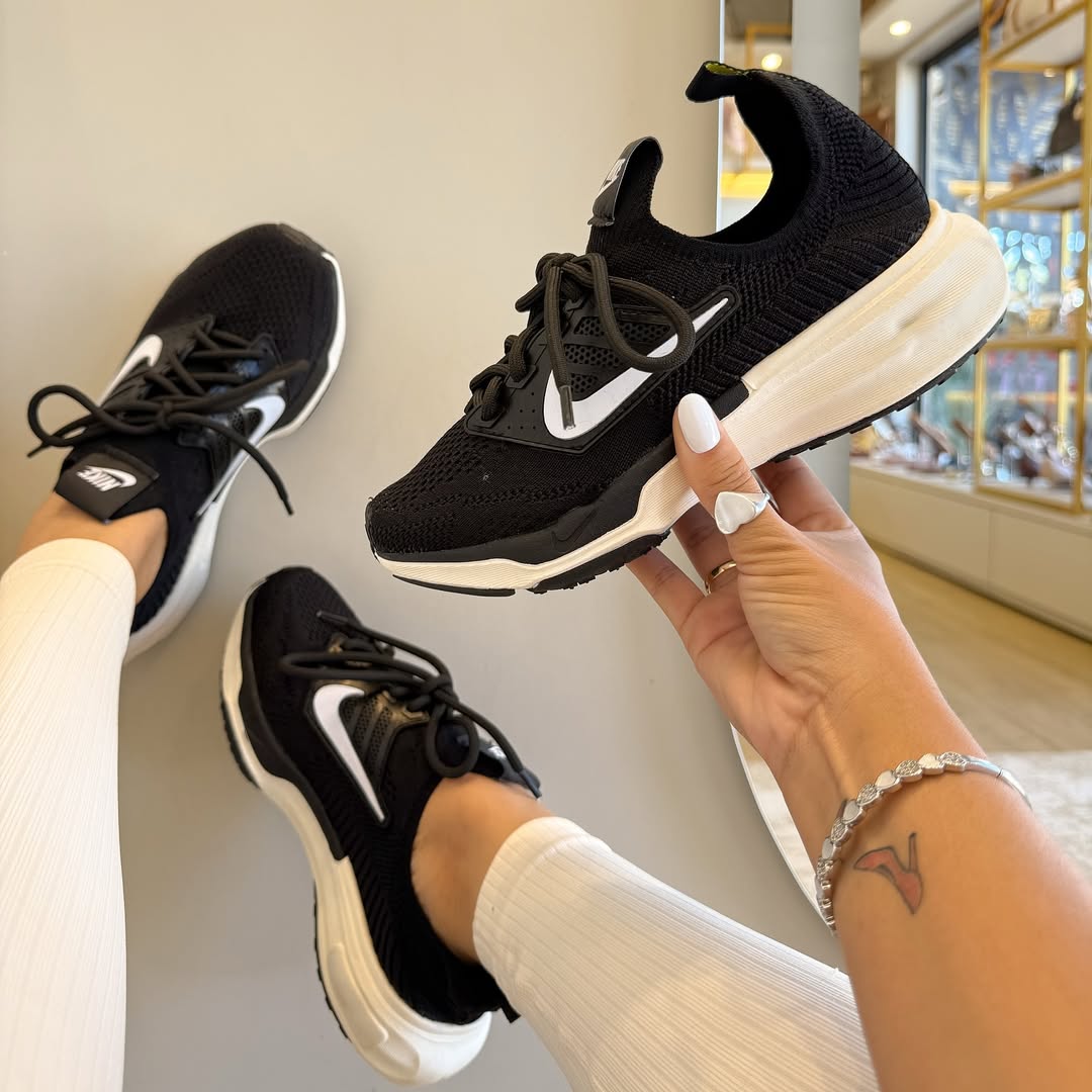 Tênis NK Ultraboost - Premium.