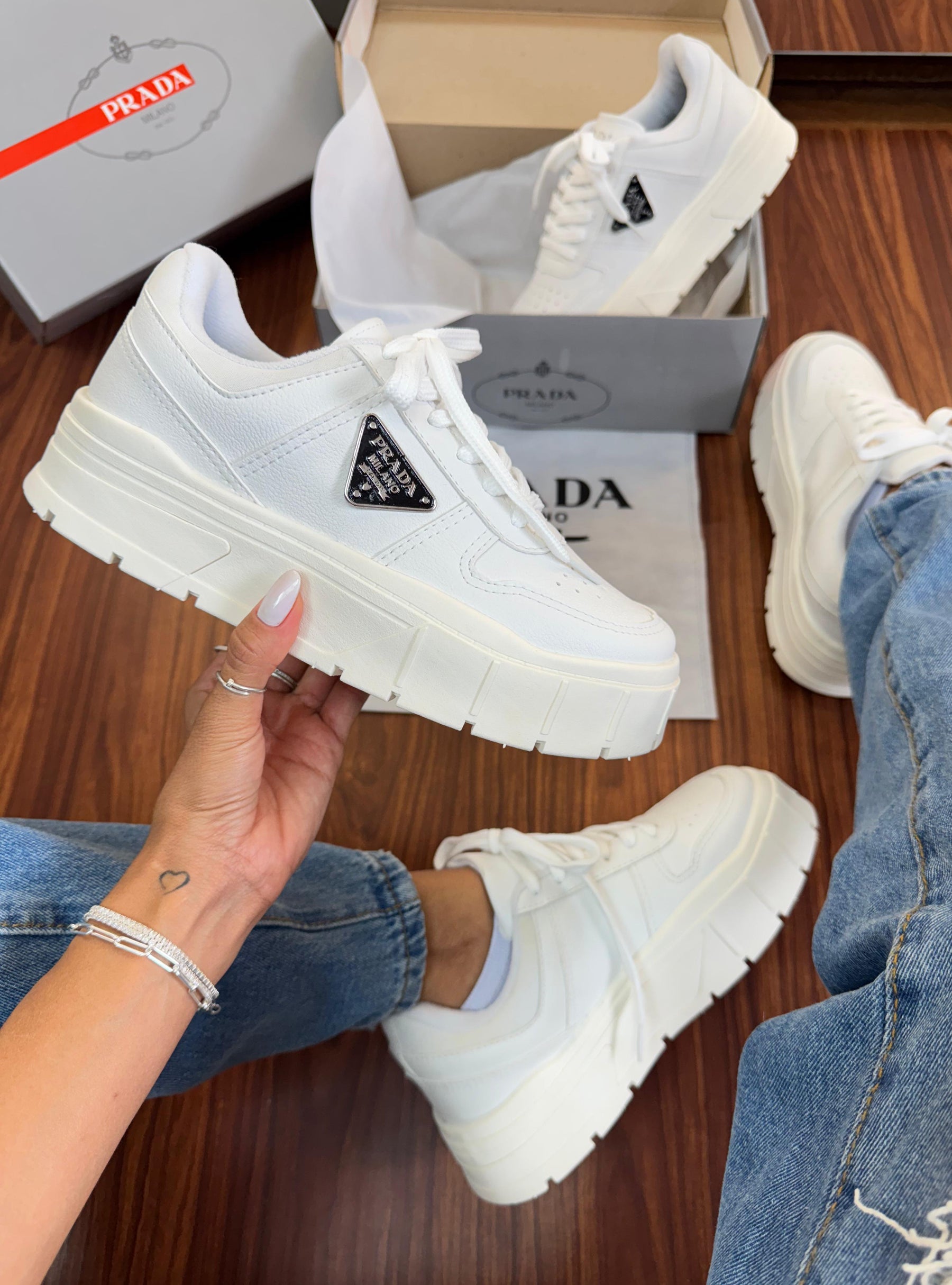 Tênis Prada Milano Plataforma - Premium.