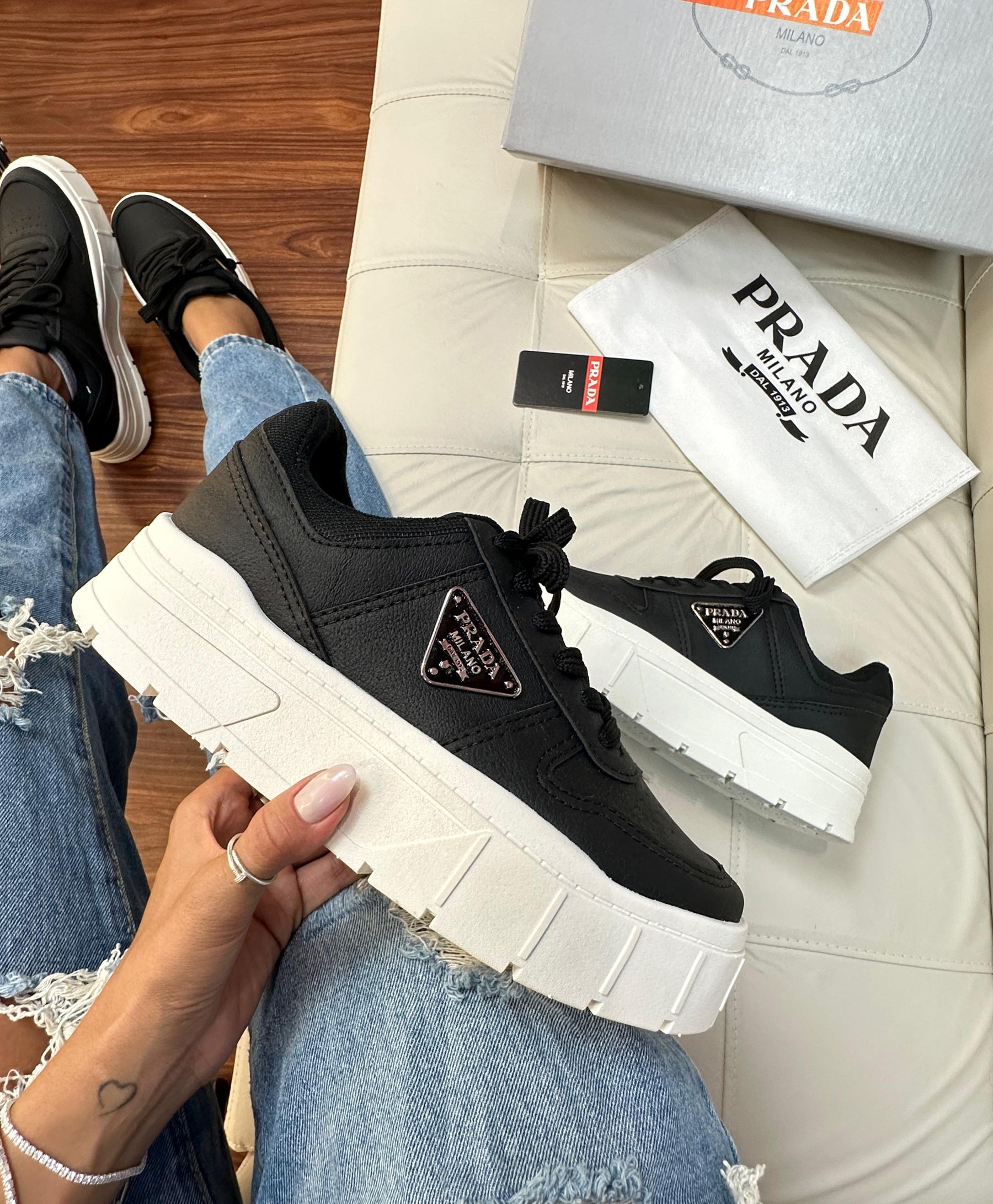 Tênis Prada Milano Plataforma - Premium.