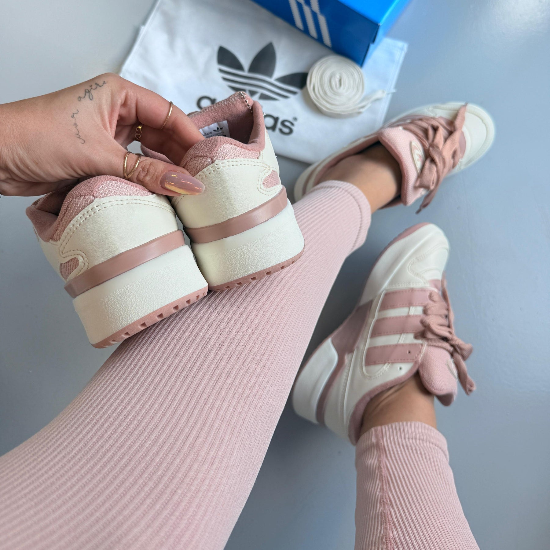 Tênis AD 2000 - (Edição Limitada).