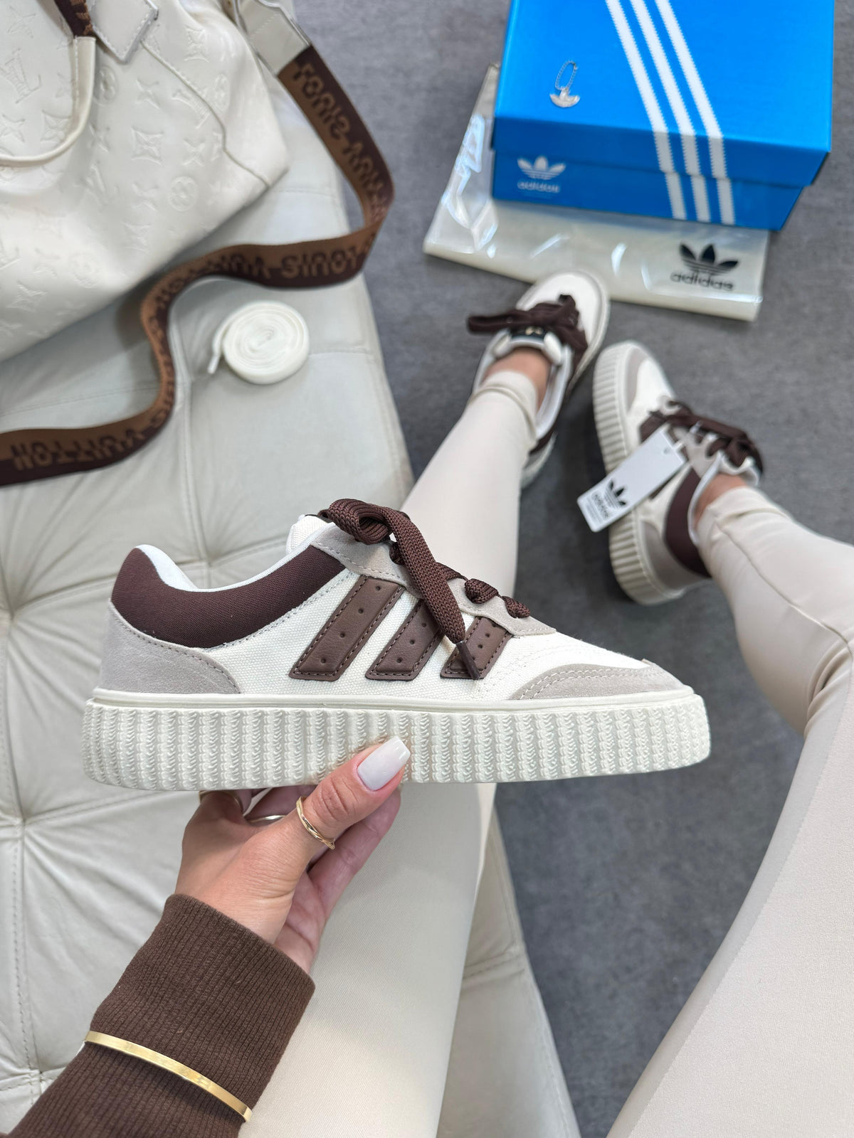 Tênis Adidas Space Casual - Premium.